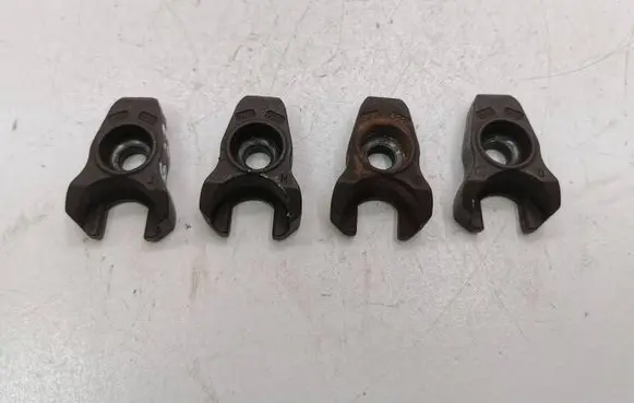 Mitsubishi Outlander Fuel Injector clamp holder