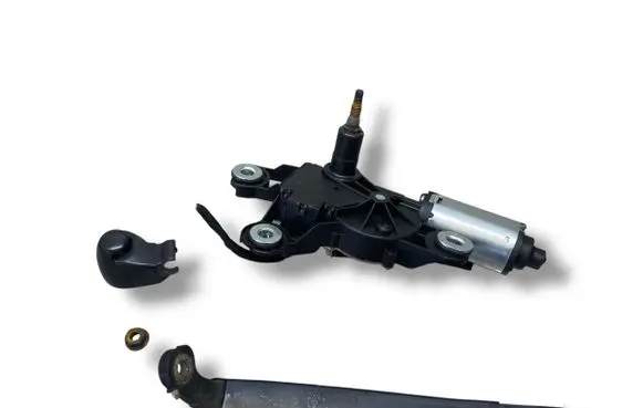 Seat Leon (1P) Rear window wiper motor