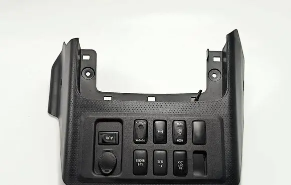 Toyota FJ cruiser Central console control unit 
