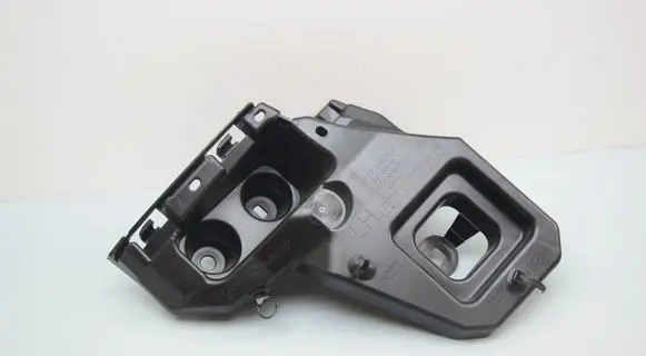 BMW 5 G60 Rear bumper mounting bracket 5A011C1