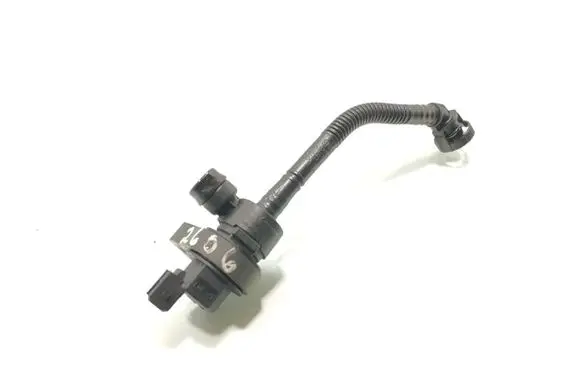 BMW 3 E46 Breather valve 7512581