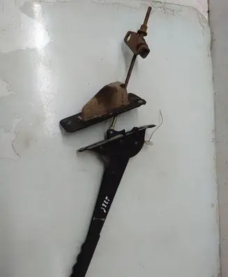 Jeep Cherokee XJ Handbrake/parking brake lever assembly J0678723
