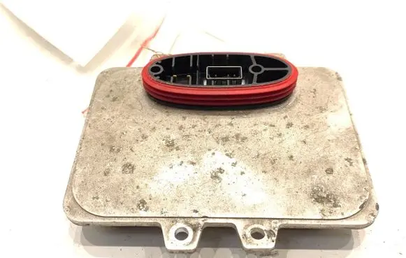 BMW 5 E60 E61 Voltage converter/converter module 5DV00900000