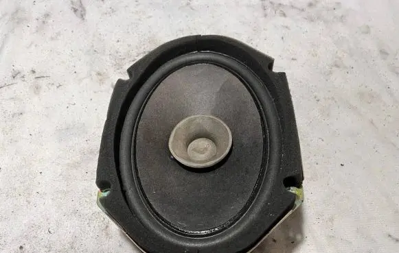 Mazda 3 I Front door speaker 3M8118808CA