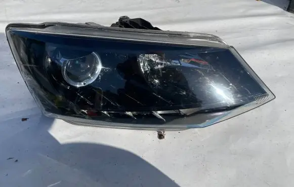 Skoda Fabia Mk4 (6VA) Headlight/headlamp 6V1941016