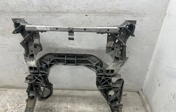 BMW 6 F06 Gran coupe Front subframe 6797647 ENAC42100