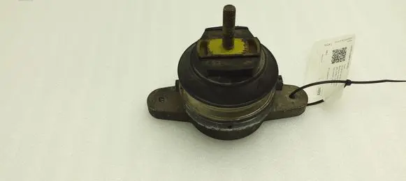 Audi A8 S8 D3 4E Engine mount bracket