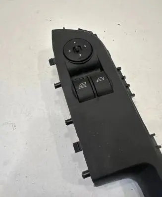 Ford Focus Electric window control switch 7M5T14529BA L8A1C 03168080