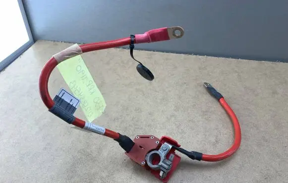 BMW 3 F30 F35 F31 Positive cable (battery) 6834543 61126834543 9259424