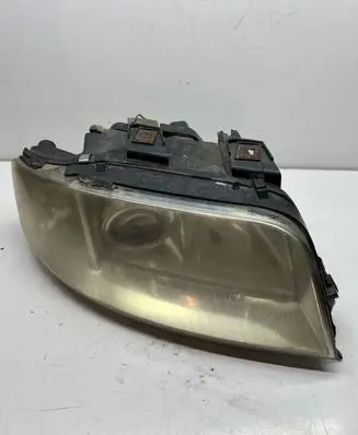 Audi A6 S6 C5 4B Headlight/headlamp 15593000