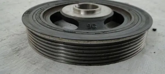 Ford Kuga II Crankshaft pulley