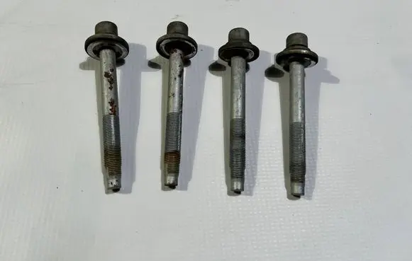 Maserati GranTurismo Nuts/bolts 481289