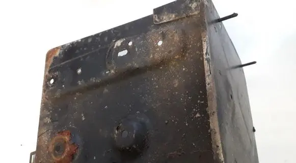 Peugeot 306 Battery box tray 
