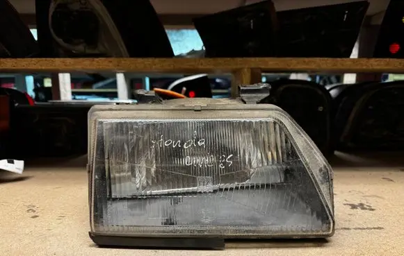 Honda Civic III Headlight/headlamp
