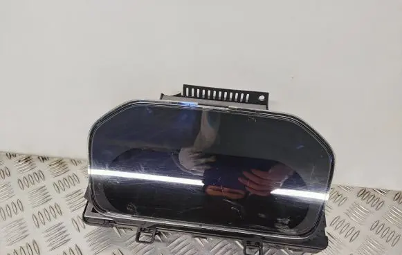 Volvo XC60 Speedometer (instrument cluster) 32374506AA