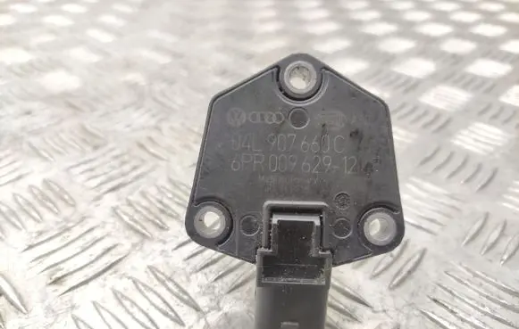 Skoda Octavia Mk3 (5E) Oil level sensor 04L907660C