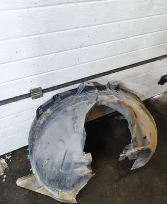 Volvo XC90 Front wheel arch liner splash guards 31457218