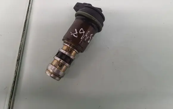 BMW 7 E65 E66 Camshaft vanos timing valve 1707323 11361707323