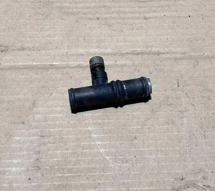 Audi A8 S8 D2 4D Engine coolant pipe/hose 4D0819159