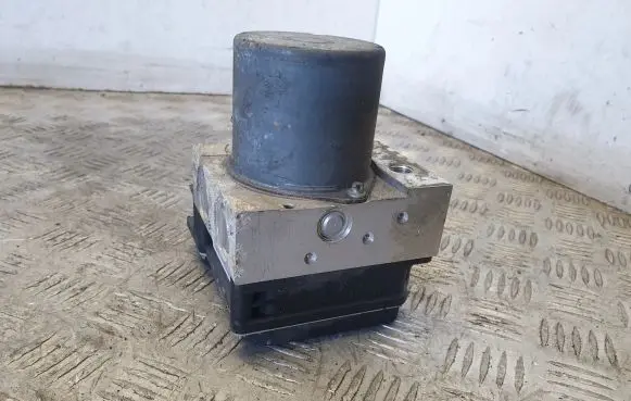 Renault Megane II ABS Pump 8200430798 0265950300