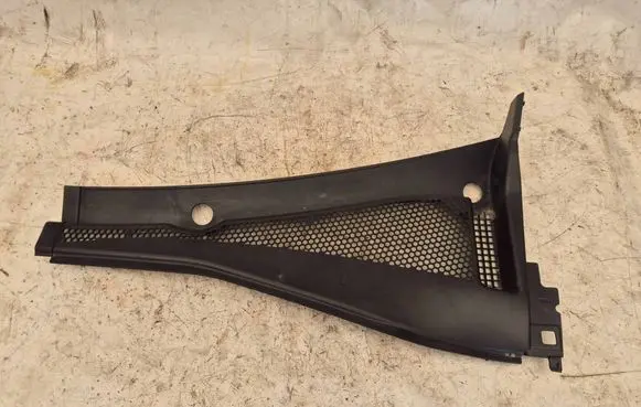 Citroen C3 Wiper trim 9811934477