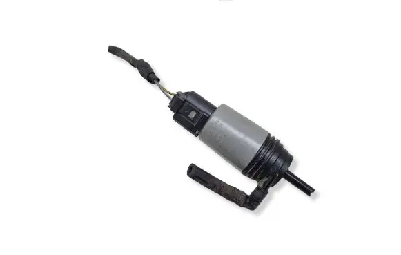 BMW 5 E60 E61 Windscreen/windshield washer pump 6934159 67126934159