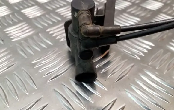 Chrysler Voyager Vacuum valve 
