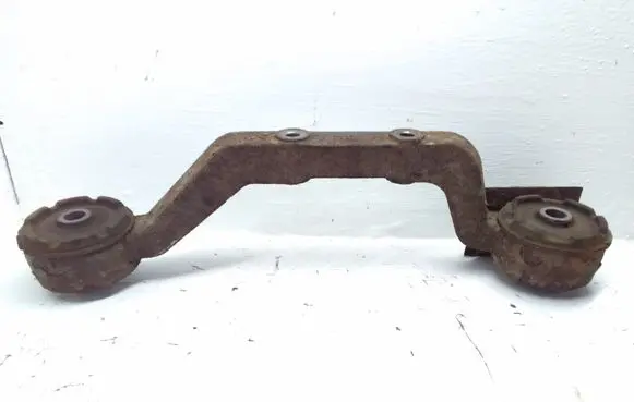 Lexus RX III Rear differential/diff mount bracket 5239148050