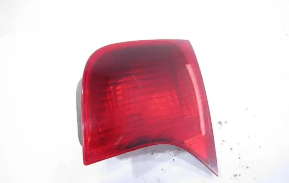 Audi A4 S4 B7 8E 8H Tailgate rear/tail lights 8E5945094A