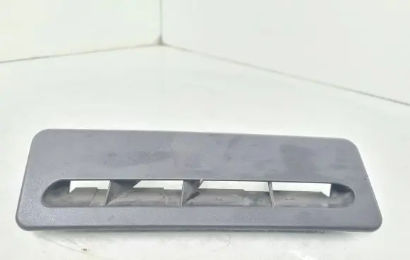 Iveco Daily 3rd gen Dashboard side air vent grill/cover trim 500310347