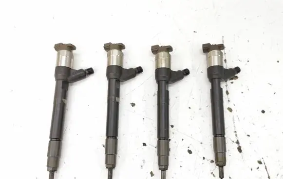 Opel Astra K Fuel injectors set 55578075 04U09743