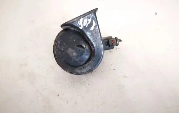 Skoda Octavia Mk2 (1Z) Horn signal e9001157