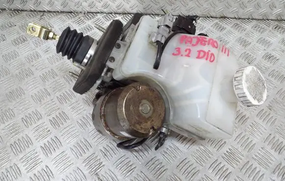 Mitsubishi Pajero ABS Pump MR569728