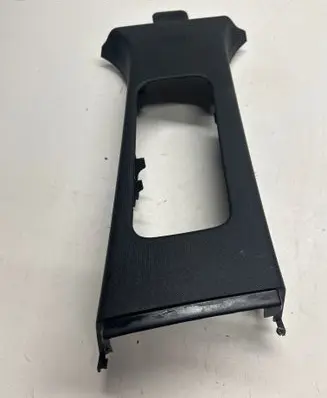 Ford Explorer (B) pillar trim (top) 7824396
