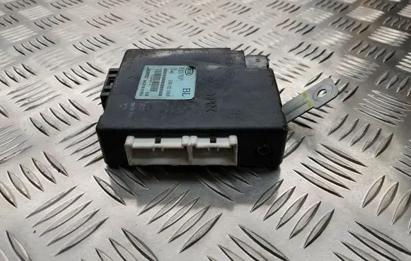 KIA Sorento Door central lock control unit/module 954003E310