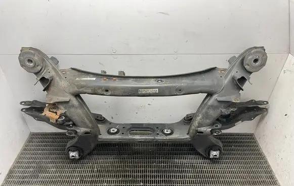 Mercedes-Benz C W205 Rear subframe A2053504536 190220 0306546