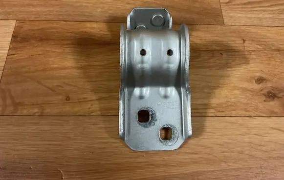 Opel Insignia A Tailgate/trunk/boot hinge 13247935 154409