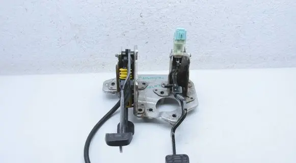 Ford Transit VII Pedal assembly GK212450BD GK212450 GK217A542CA