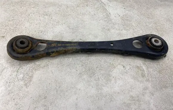 Audi A4 S4 B7 8E 8H Rear control arm 8E0501529K