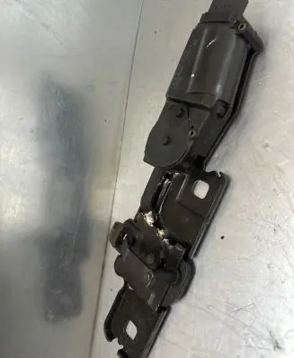 Audi A7 S7 4G Loading door lock 4h0827384