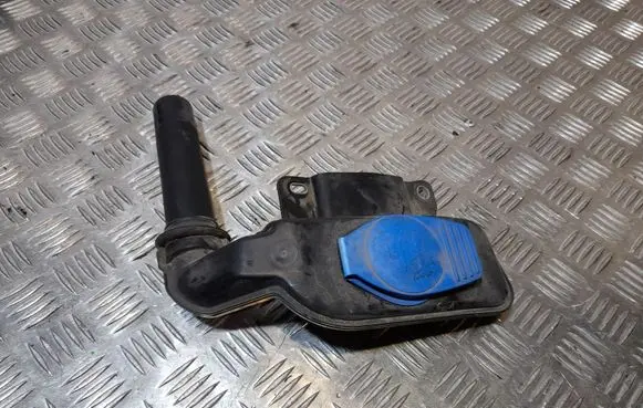 Audi Q5 SQ5 Window washer liquid tank fill tube 8K0955452