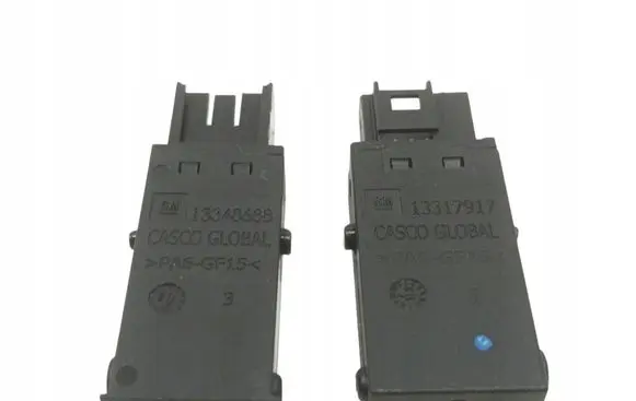 Opel Astra J USB socket connector 13317917