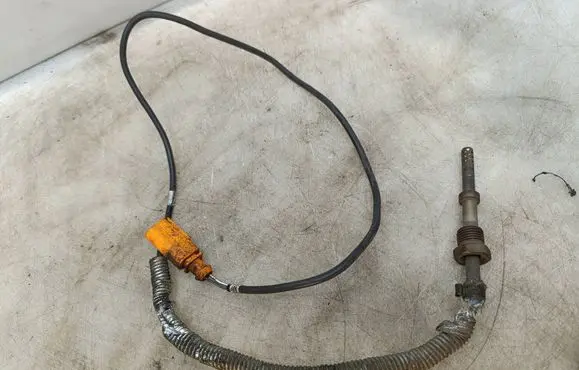Seat Exeo (3R) Exhaust gas temperature sensor 03G906088F