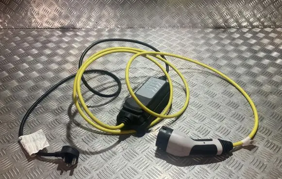 BMW i3 Electric car charging cable 35086603
