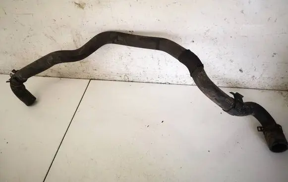 Ford Focus Engine coolant pipe/hose 8V618286KE