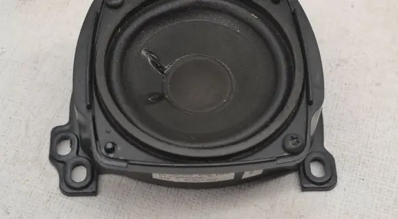 Audi A8 S8 D3 4E Front door speaker 4E0035411P 280380002 373071002