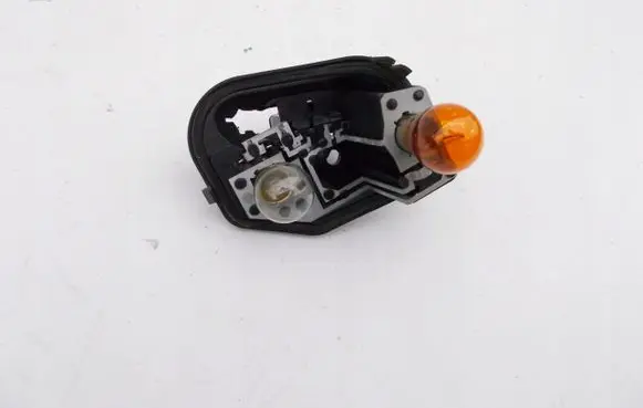 Citroen C5 Tail light bulb cover holder 