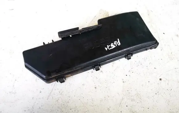 Volvo S60 Fuse box cover 318325008 9494211