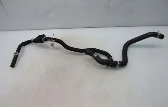 Nissan Qashqai J12 Engine coolant pipe/hose