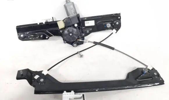 BMW X2 F39 Front door window regulator with motor 7420392